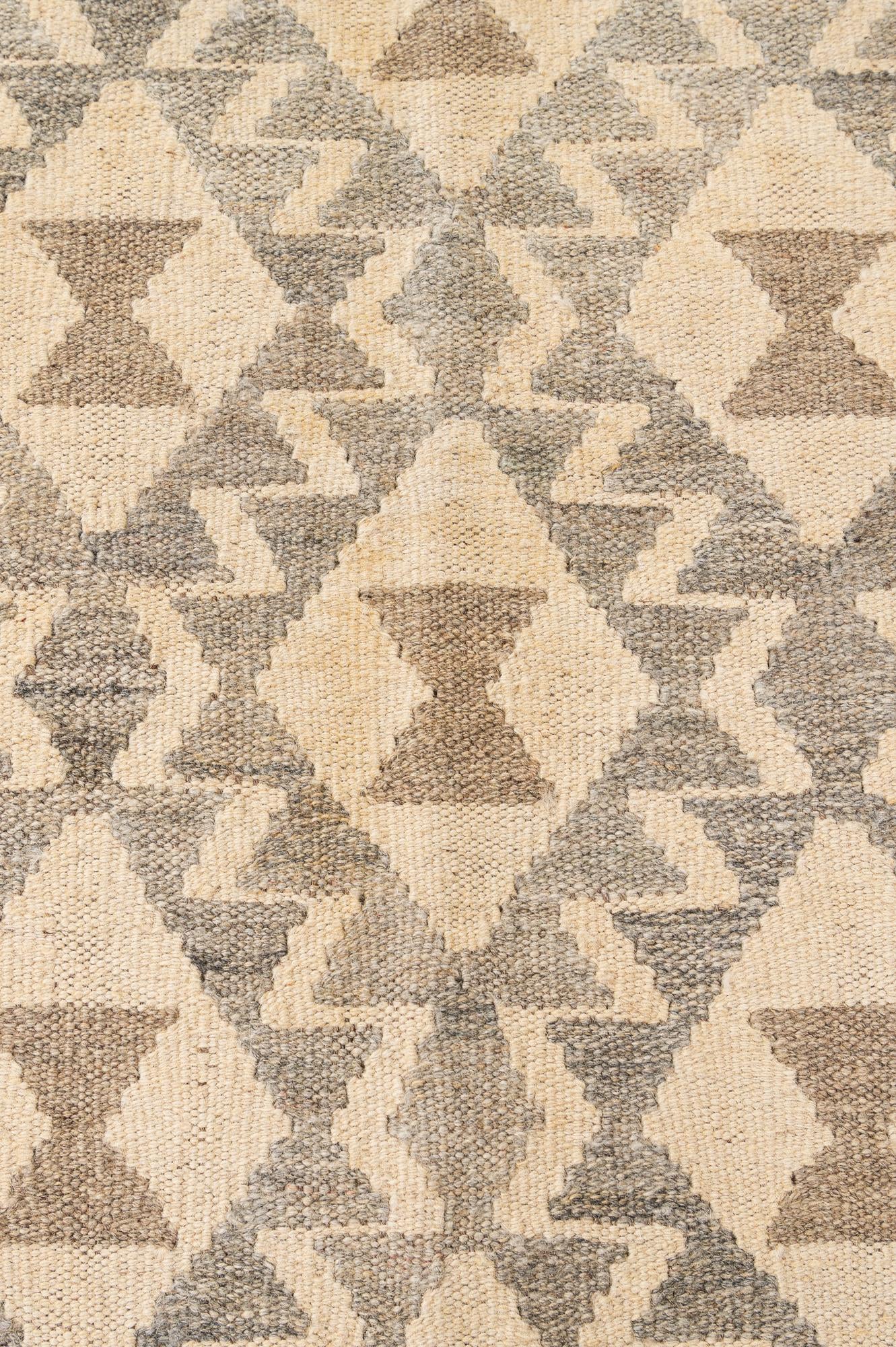 5' 3 x 6' 8 Hand Woven Kilim Maymana Wool Rug