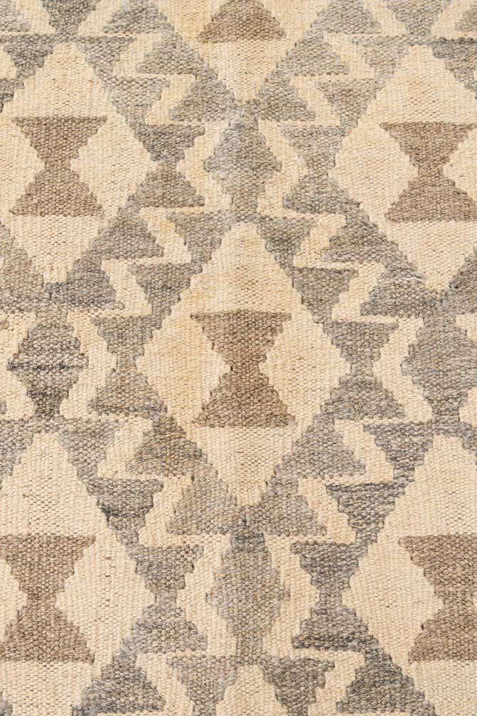 5' 3 x 6' 8 Hand Woven Kilim Maymana Wool Rug