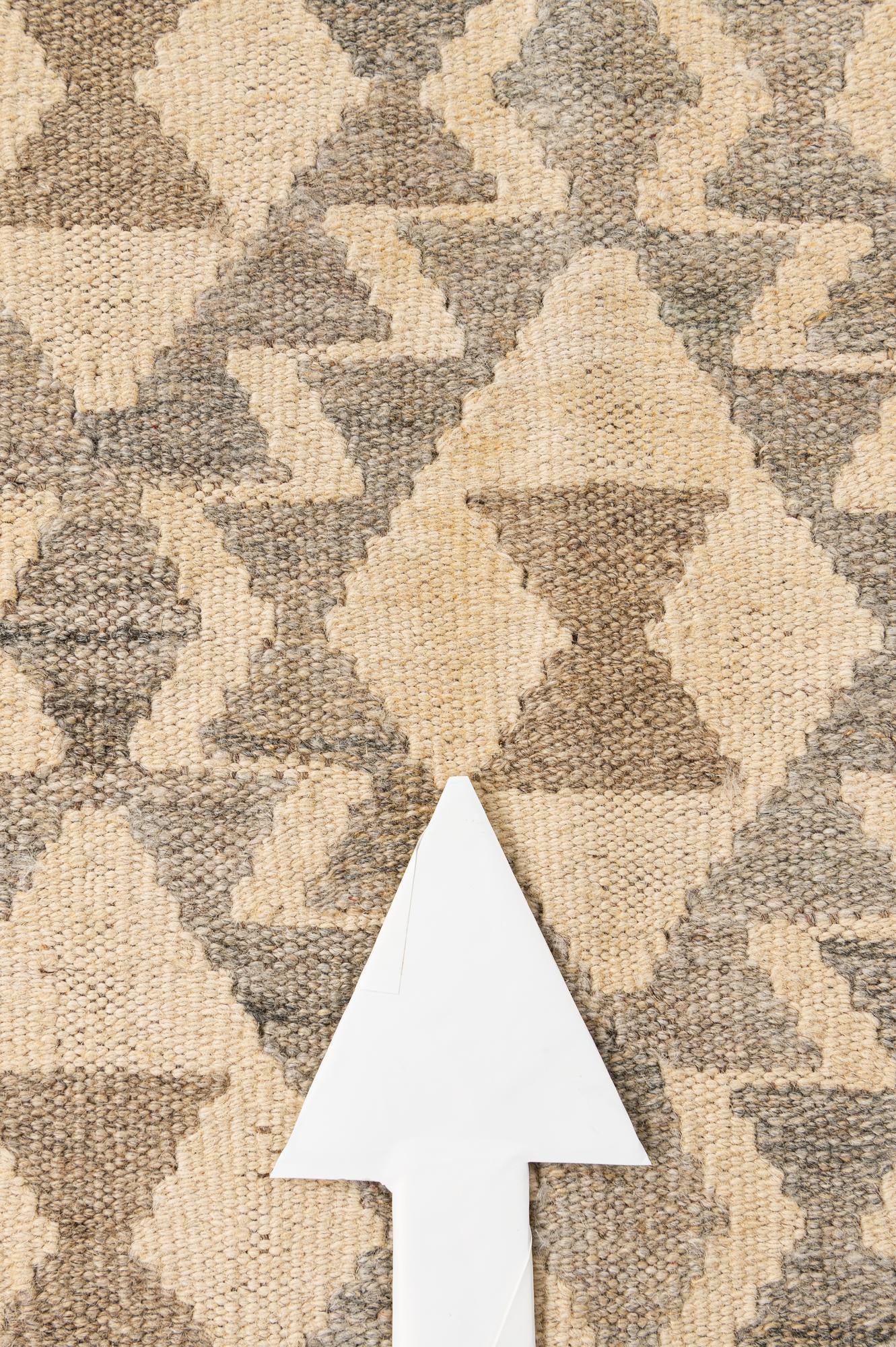 5' 3 x 6' 8 Hand Woven Kilim Maymana Wool Rug