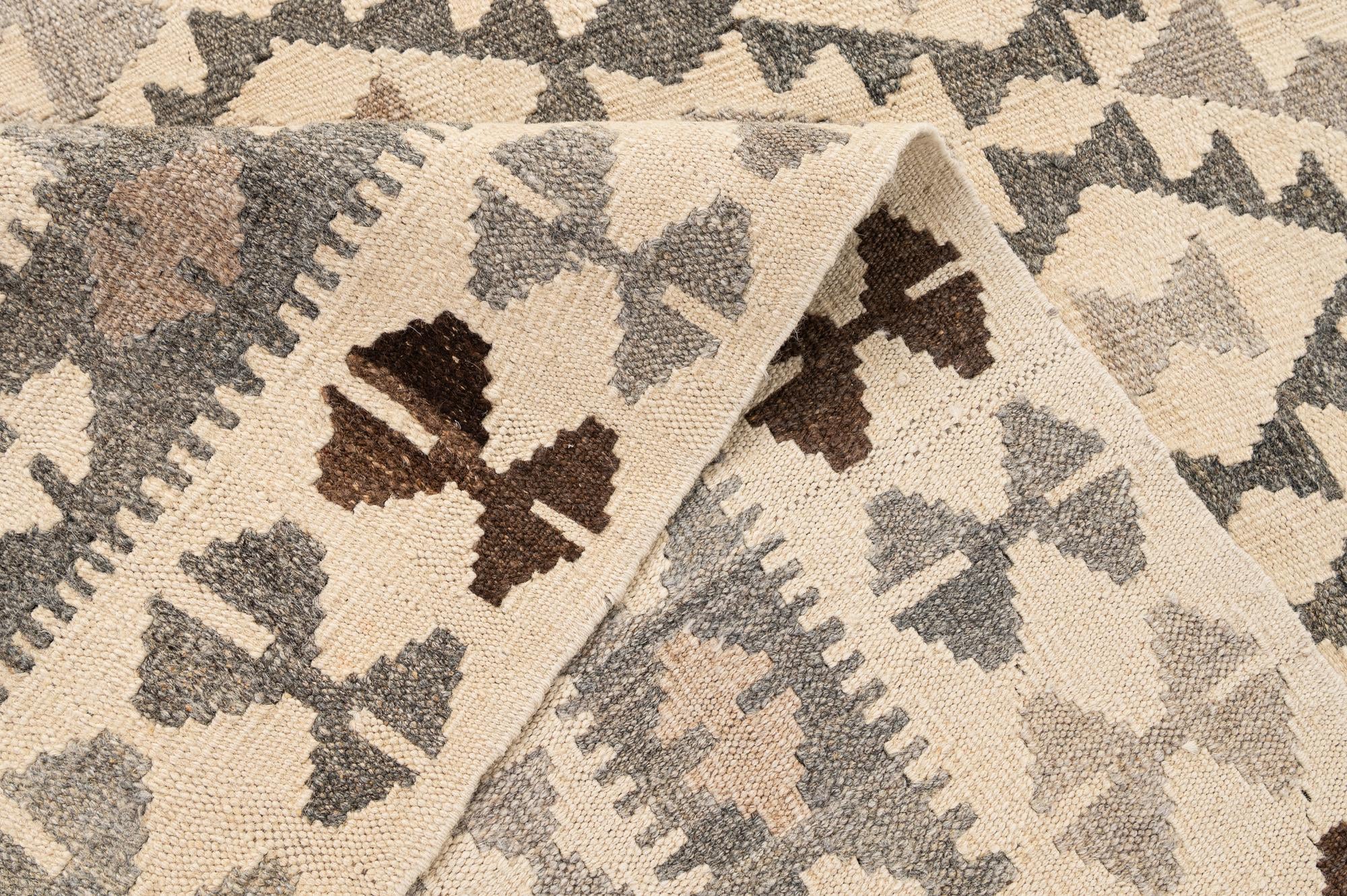 5' 2 x 6' 8 Hand Woven Kilim Maymana Wool Rug