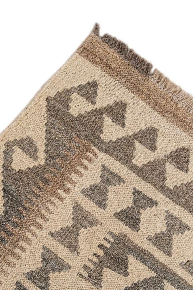 5' 2 x 6' 9 Hand Woven Kilim Maymana Wool Rug