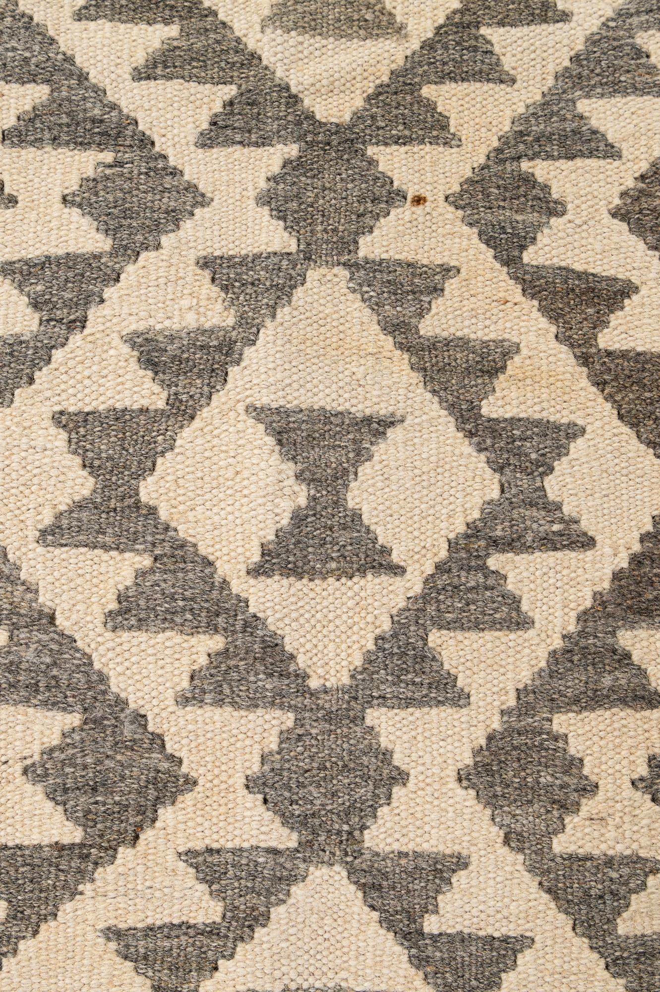 5' 2 x 6' 9 Hand Woven Kilim Maymana Wool Rug