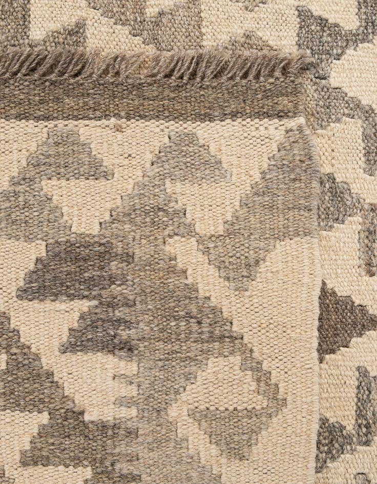 Detail image of 5' 3 x 6' 7  Hand Woven Kilim Maymana Wool Rug