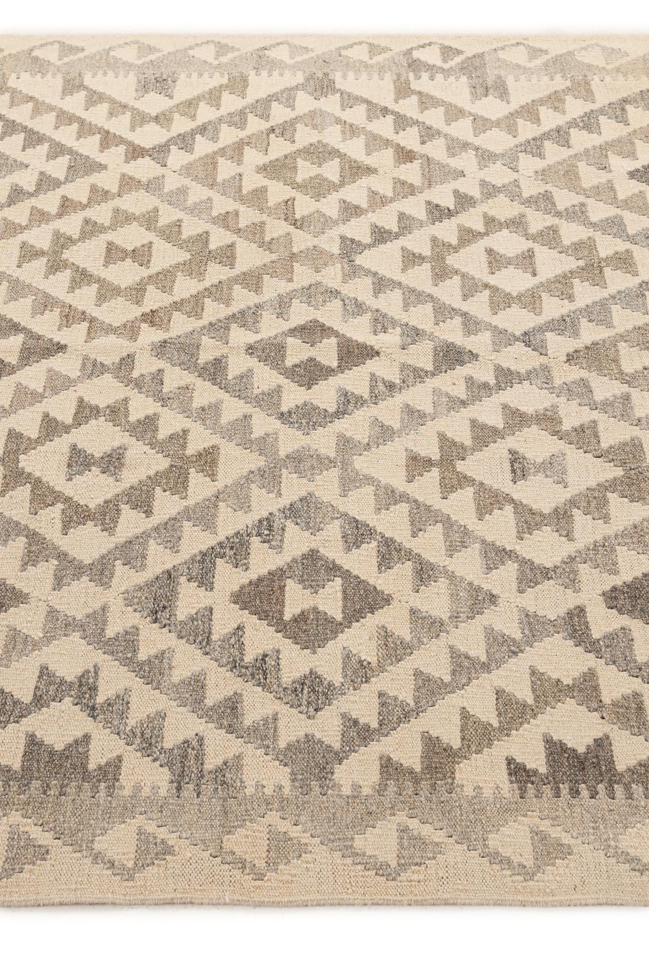 5' 3 x 6' 7 Hand Woven Kilim Maymana Wool Rug