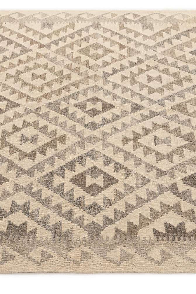 5' 3 x 6' 7 Hand Woven Kilim Maymana Wool Rug