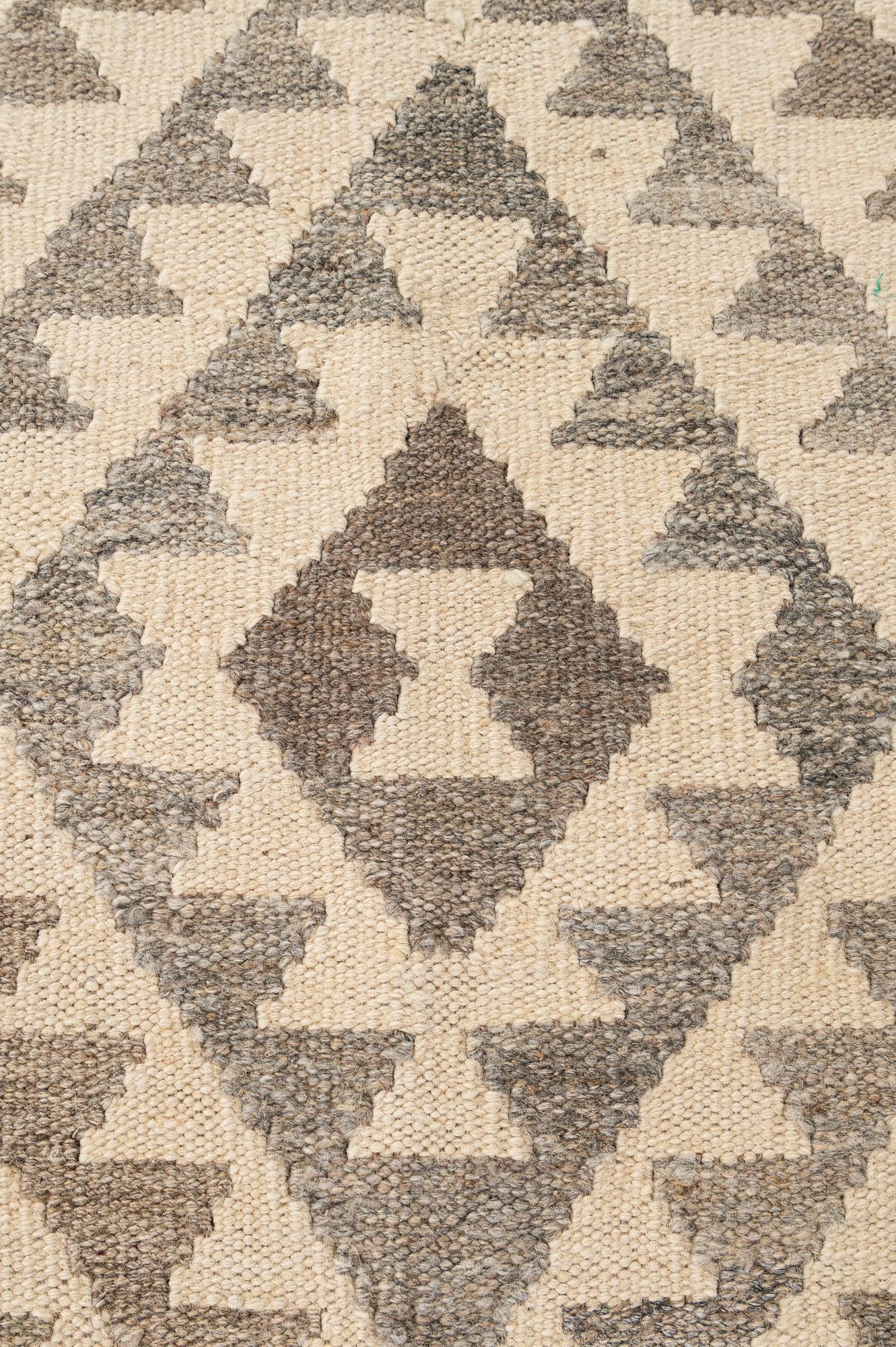 5' 3 x 6' 7 Hand Woven Kilim Maymana Wool Rug