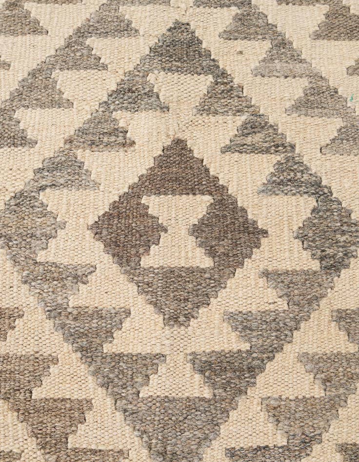 Detail image of 5' 3 x 6' 7  Hand Woven Kilim Maymana Wool Rug