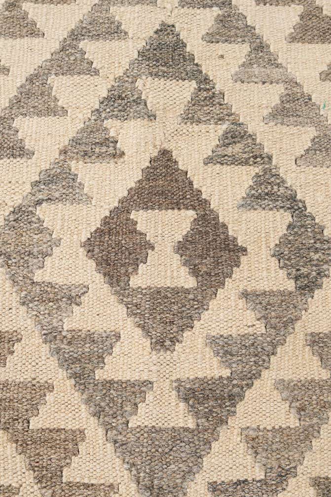 5' 3 x 6' 7 Hand Woven Kilim Maymana Wool Rug