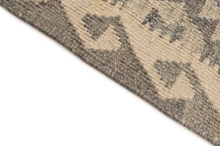5' 3 x 6' 5 Hand Woven Kilim Maymana Wool Rug