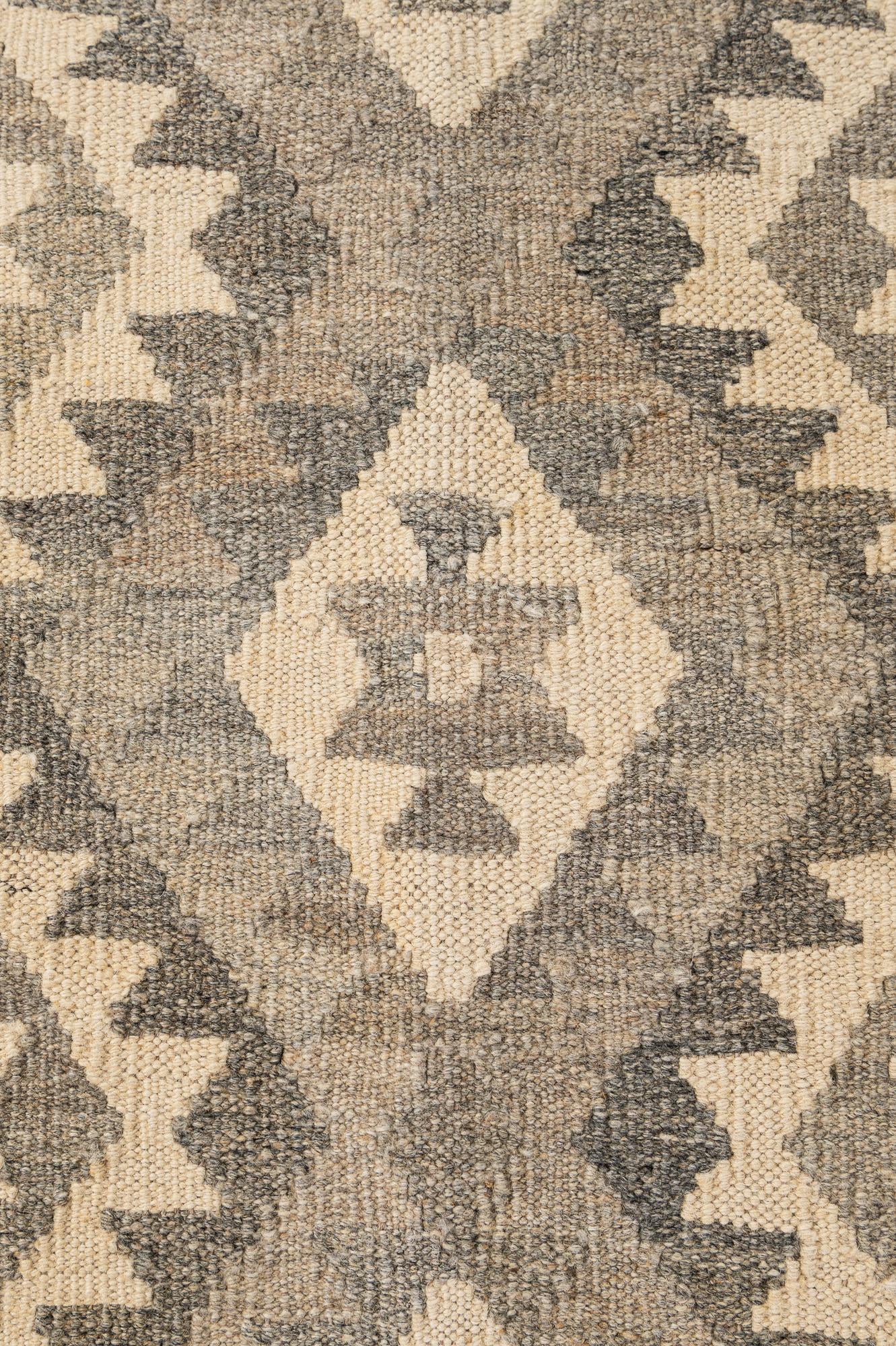 5' 3 x 6' 5 Hand Woven Kilim Maymana Wool Rug