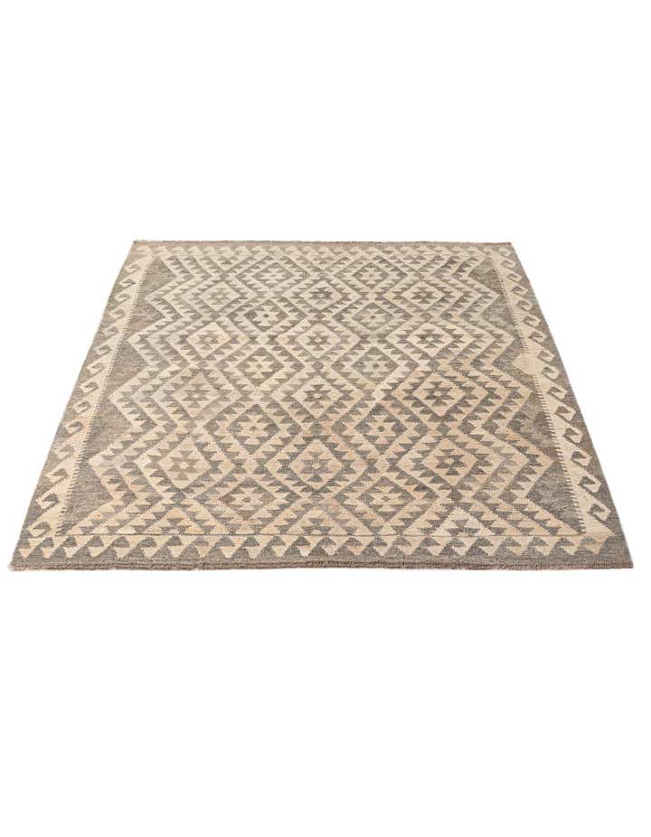 5' 3 x 6' 7 Hand Woven Kilim Maymana Wool Rug