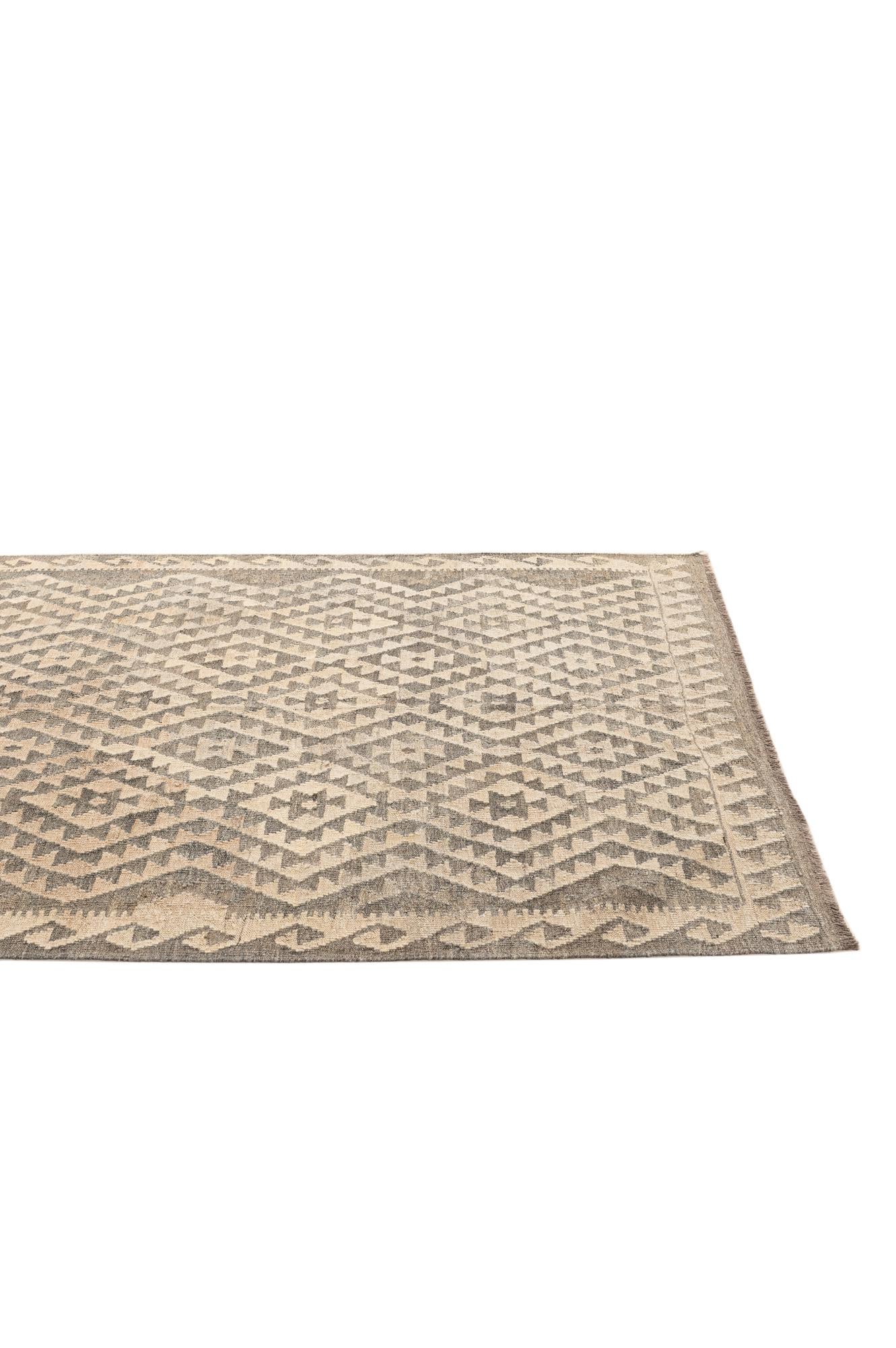 5' 3 x 6' 7 Hand Woven Kilim Maymana Wool Rug