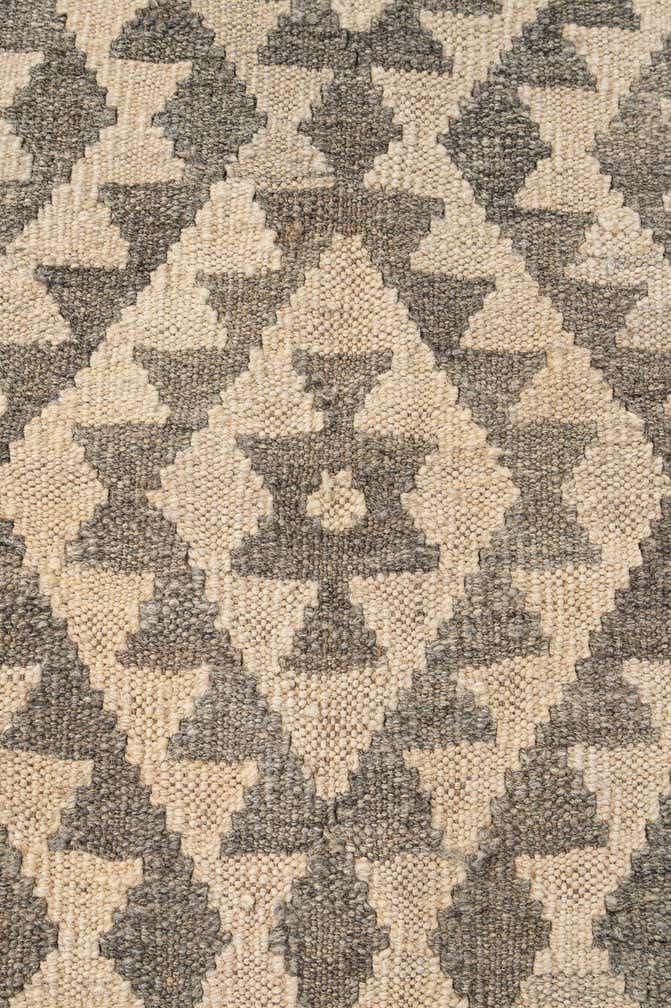 5' 3 x 6' 7 Hand Woven Kilim Maymana Wool Rug