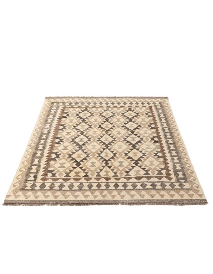 Detail image of 5' 2 x 6' 9 Hand Woven Kilim Maymana Wool Rug