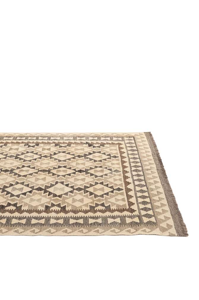 5' 2 x 6' 9 Hand Woven Kilim Maymana Wool Rug