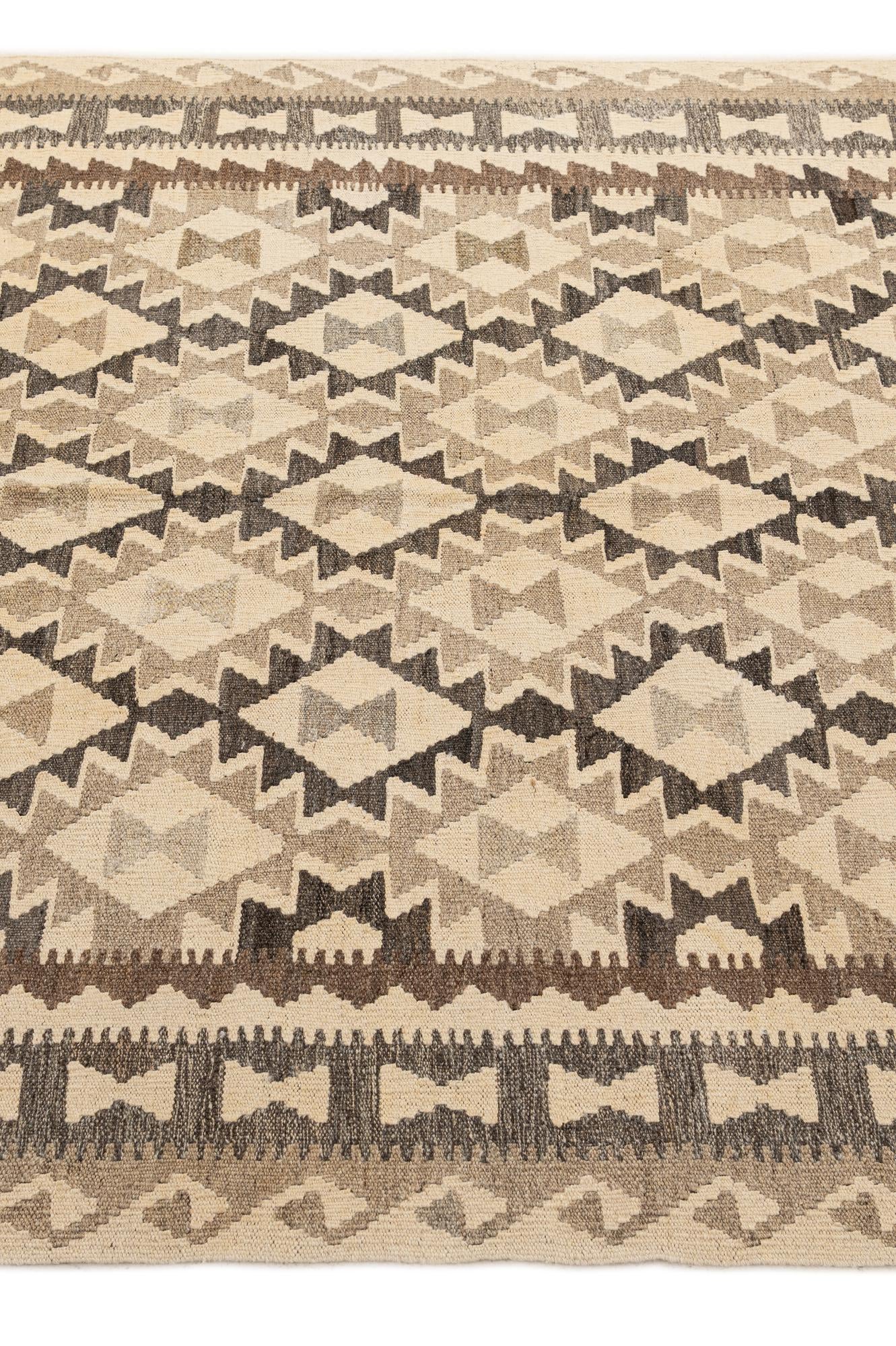 5' 2 x 6' 9 Hand Woven Kilim Maymana Wool Rug