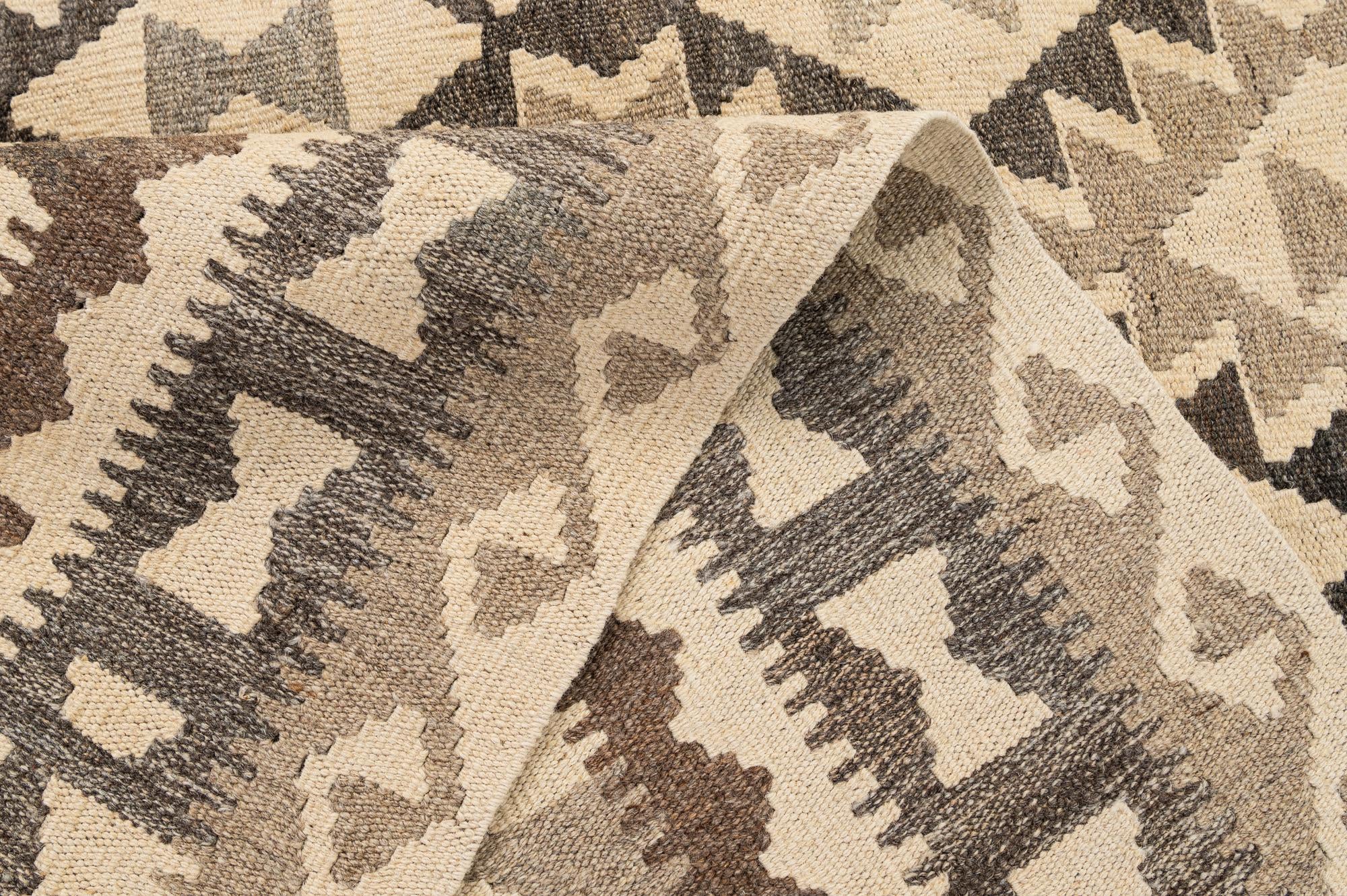 5' 2 x 6' 9 Hand Woven Kilim Maymana Wool Rug