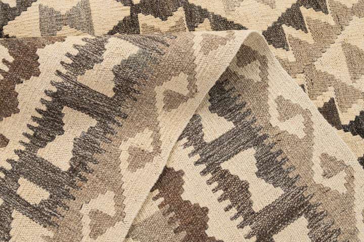 5' 2 x 6' 9 Hand Woven Kilim Maymana Wool Rug