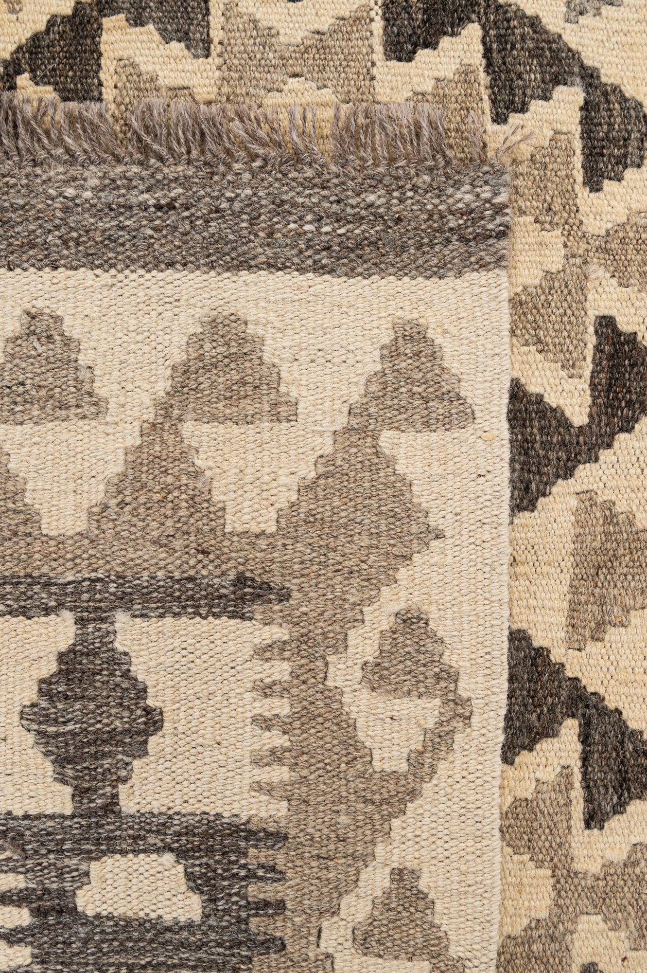 5' 2 x 6' 9 Hand Woven Kilim Maymana Wool Rug