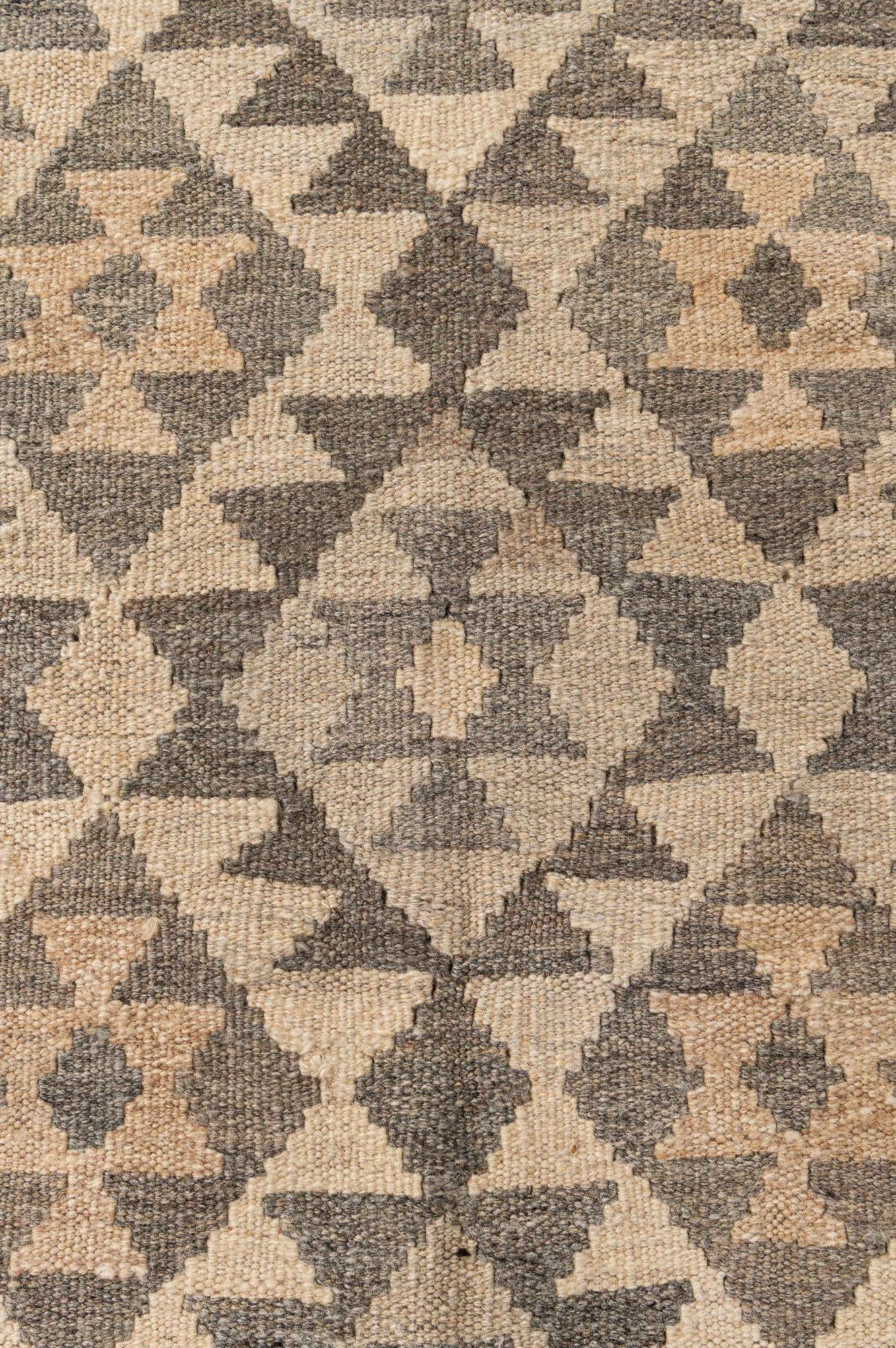 5' 2 x 6' 11 Hand Woven Kilim Maymana Wool Rug