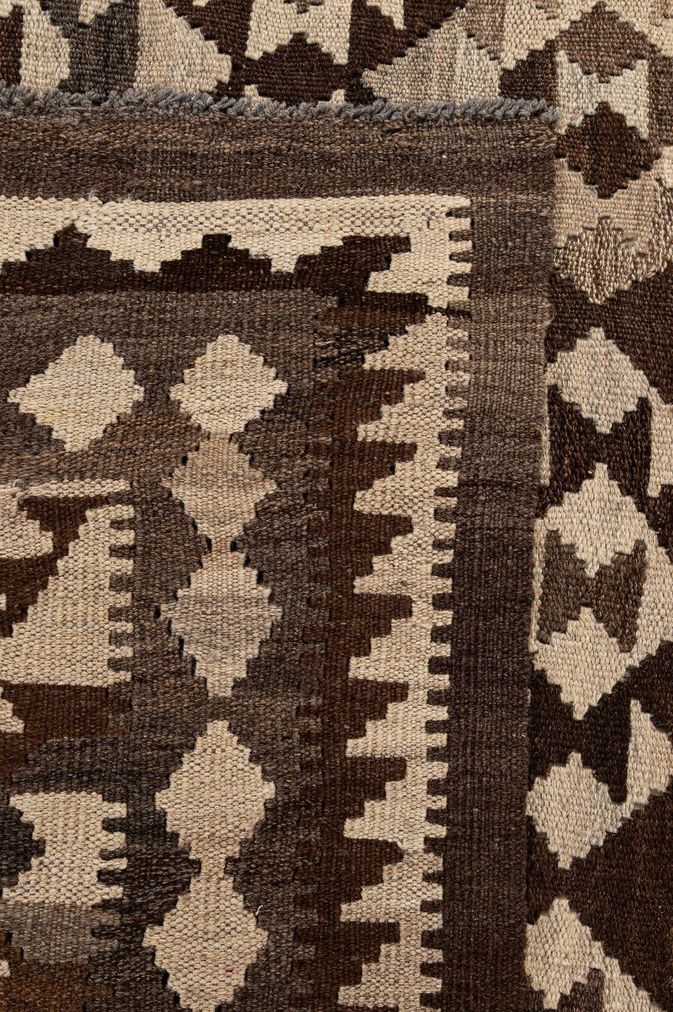6' 7 x 8' 11 Hand Woven Kilim Maymana Wool Rug