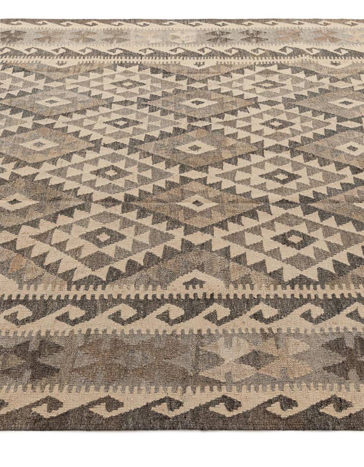 Detail image of 6' 7 x 9' 8  Hand Woven Kilim Maymana Wool Rug