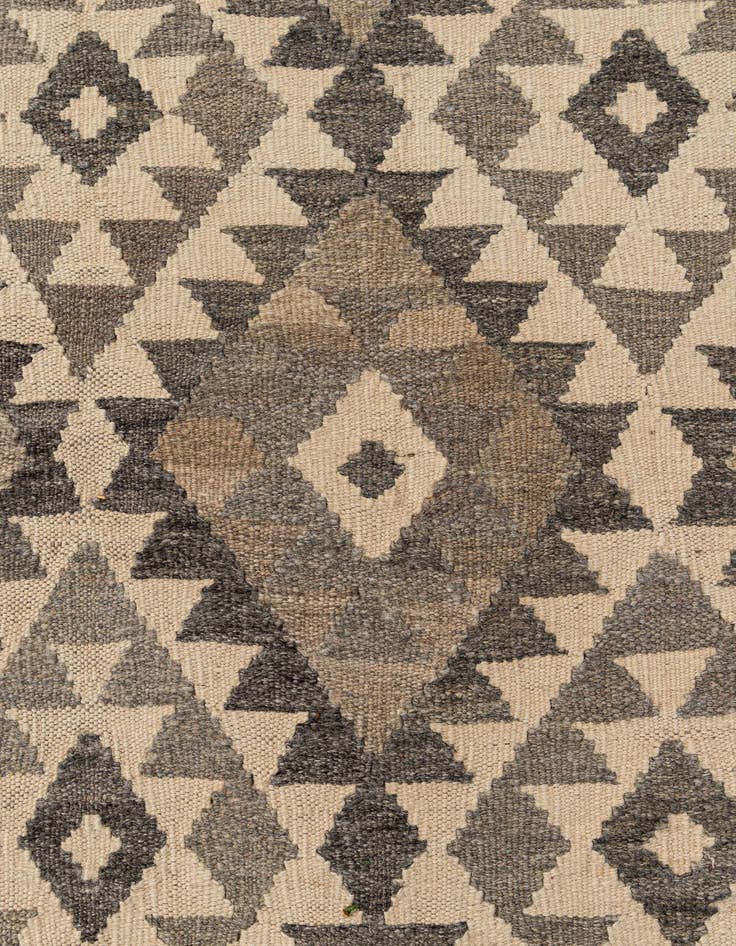 Detail image of 6' 7 x 9' 8  Hand Woven Kilim Maymana Wool Rug