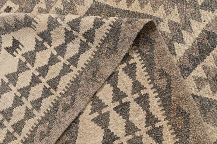 6' 8 x 9' 7 Hand Woven Kilim Maymana Wool Rug