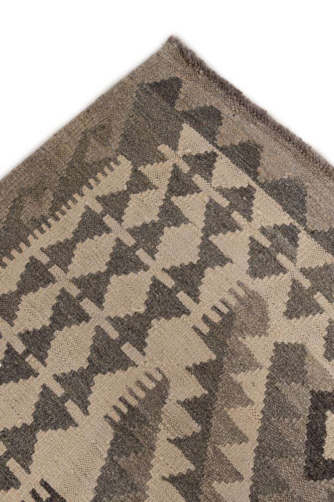 6' 8 x 9' 7 Hand Woven Kilim Maymana Wool Rug