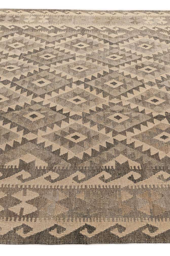 6' 8 x 9' 7 Hand Woven Kilim Maymana Wool Rug