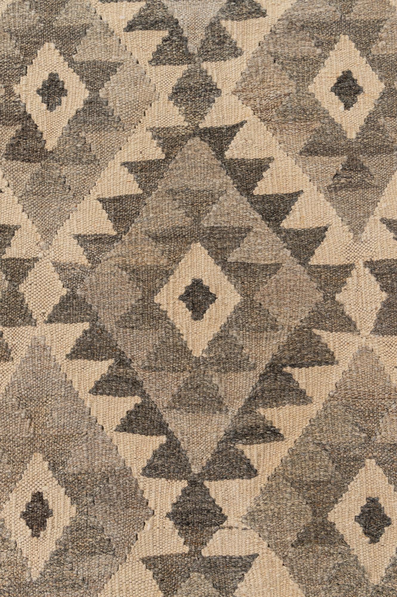 6' 8 x 9' 7 Hand Woven Kilim Maymana Wool Rug