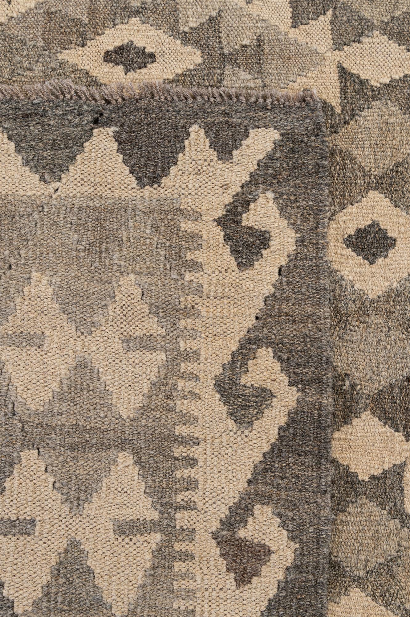6' 8 x 9' 7 Hand Woven Kilim Maymana Wool Rug