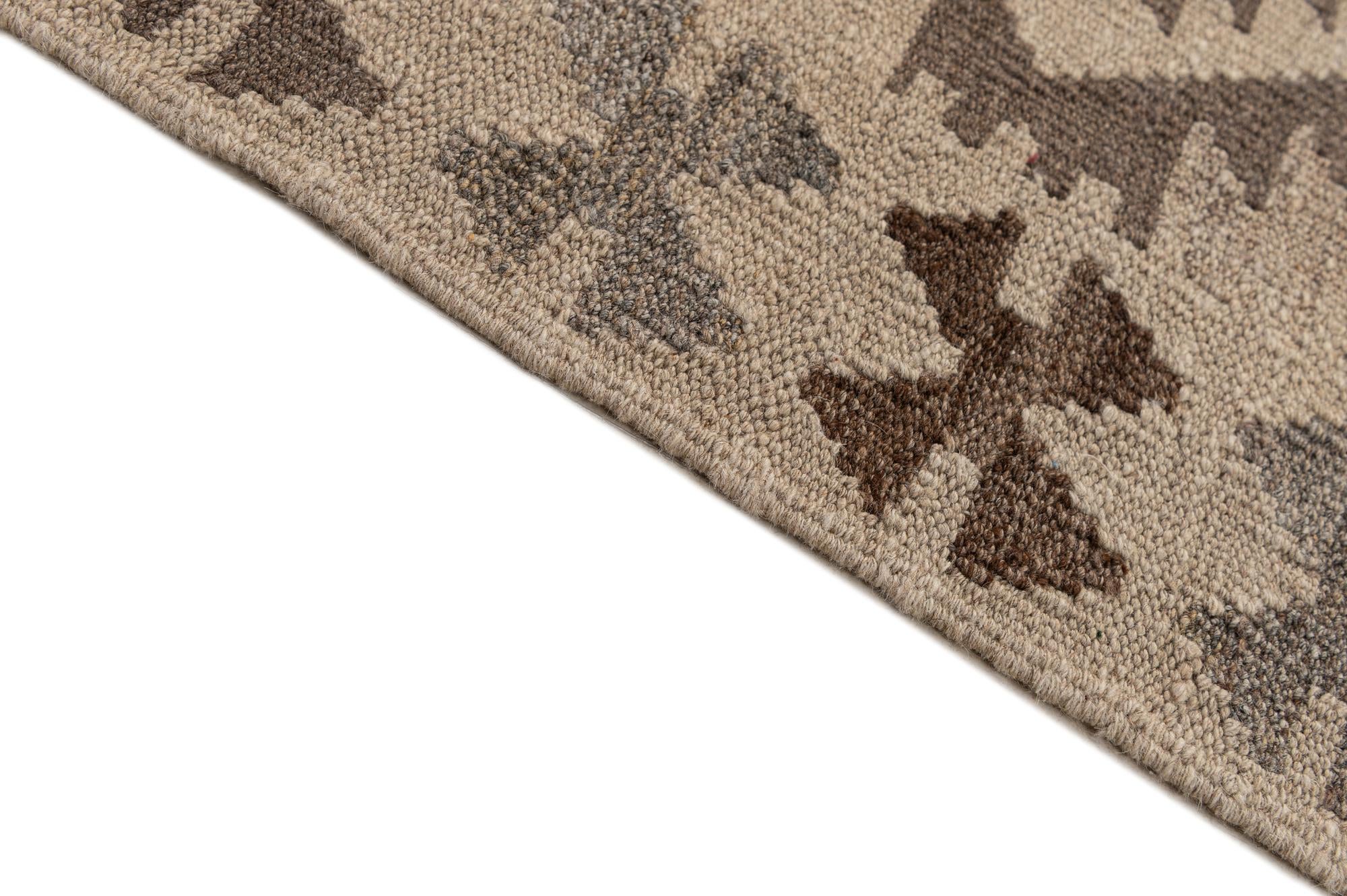 6' 8 x 9' 10 Hand Knotted Kilim Maymana Wool Rug