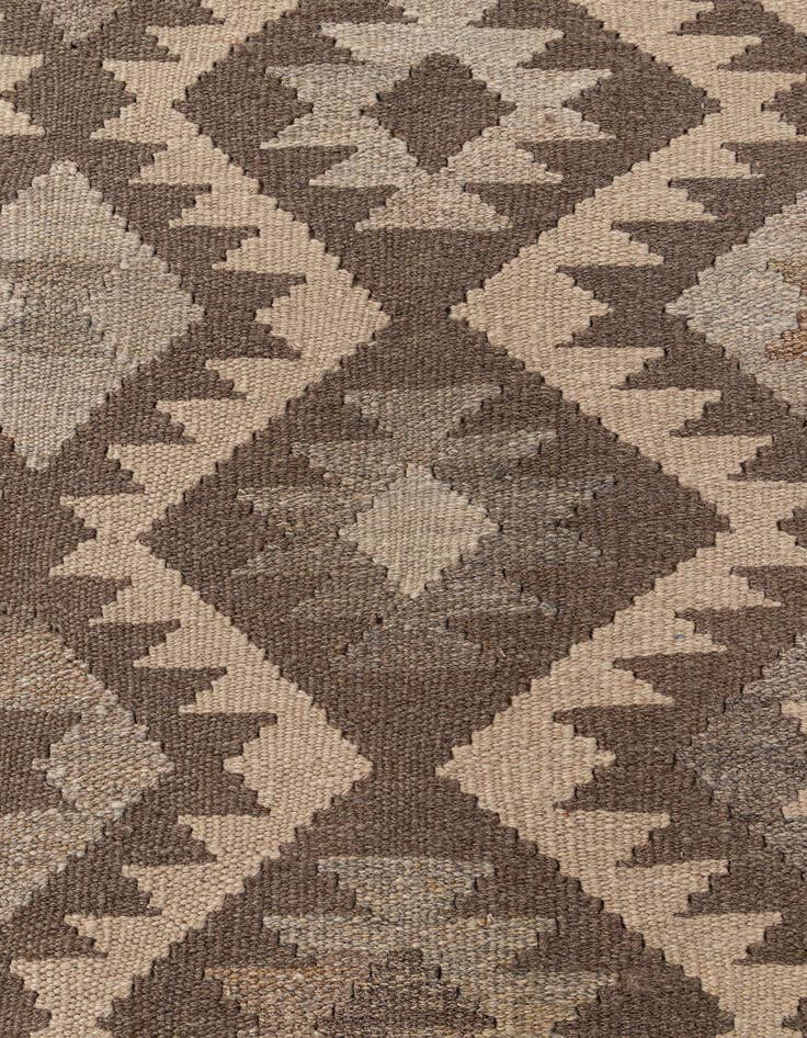 Detail image of 6' 8 x 9' 10  Hand Knotted Kilim Maymana Wool Rug