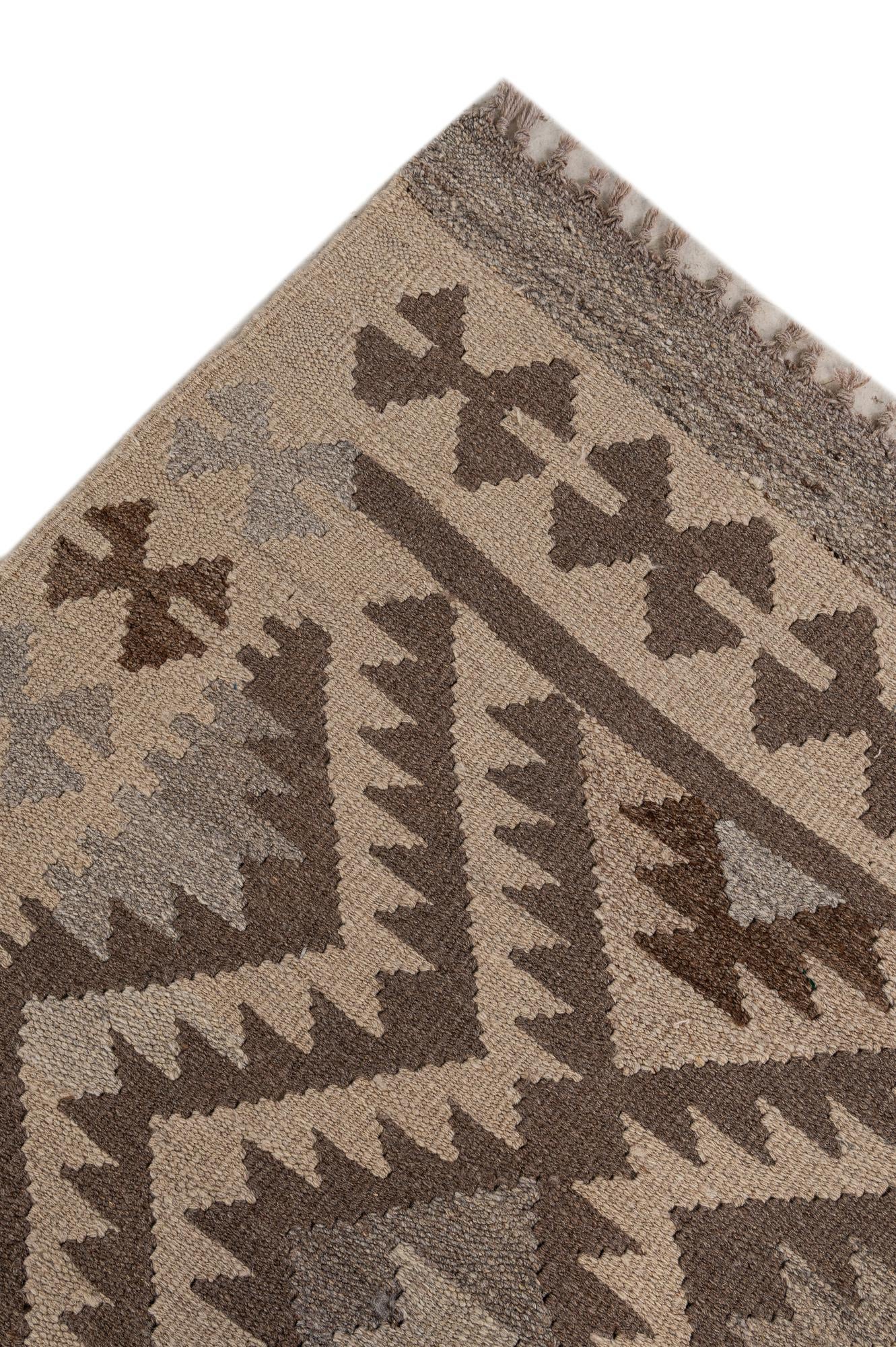 6' 8 x 9' 10 Hand Knotted Kilim Maymana Wool Rug
