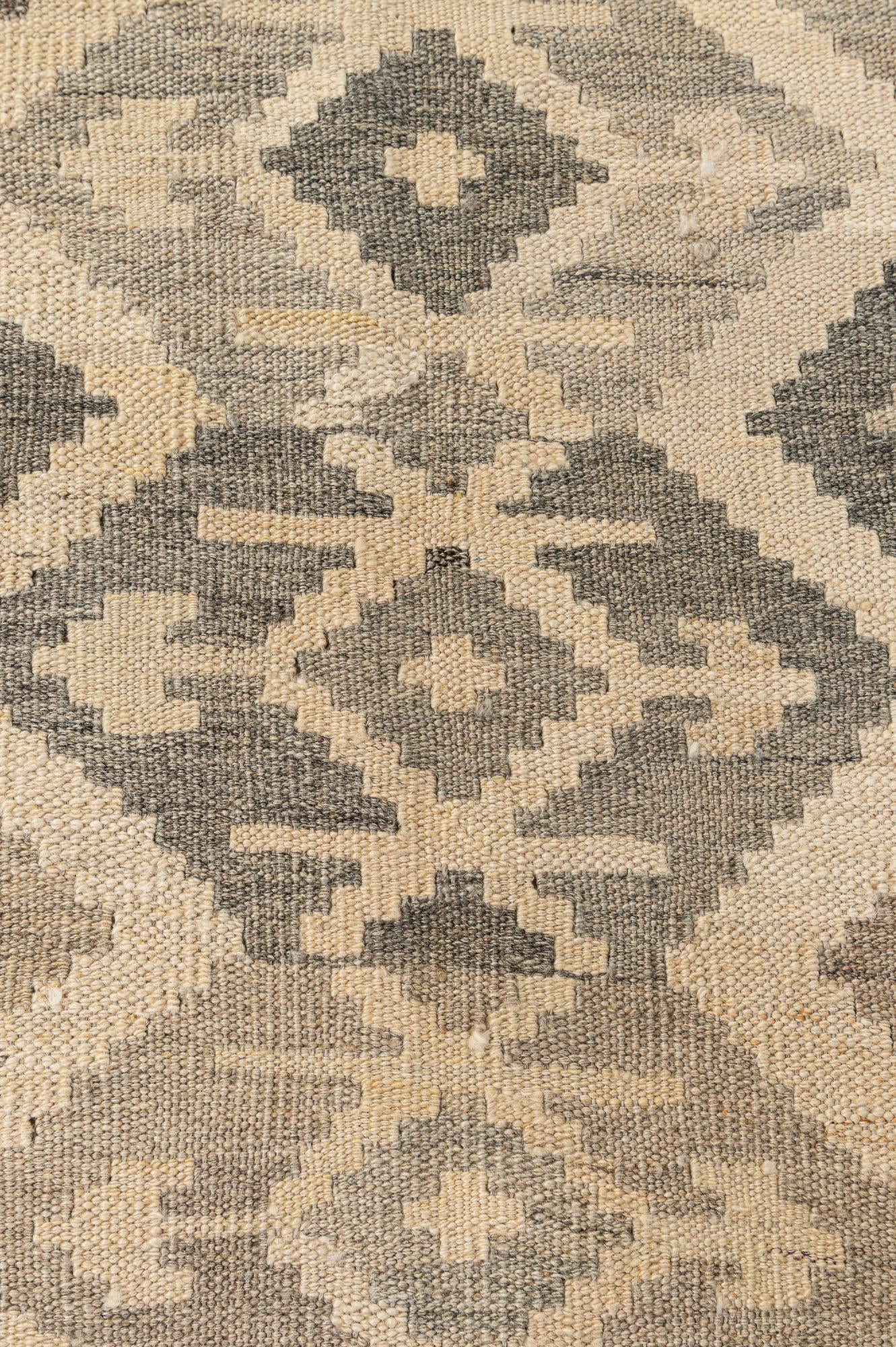 6' 9 x 9' 10 Hand Woven Kilim Maymana Wool Rug