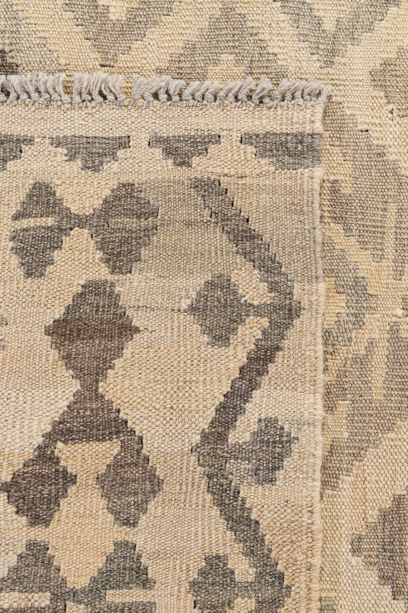 6' 9 x 9' 10 Hand Woven Kilim Maymana Wool Rug