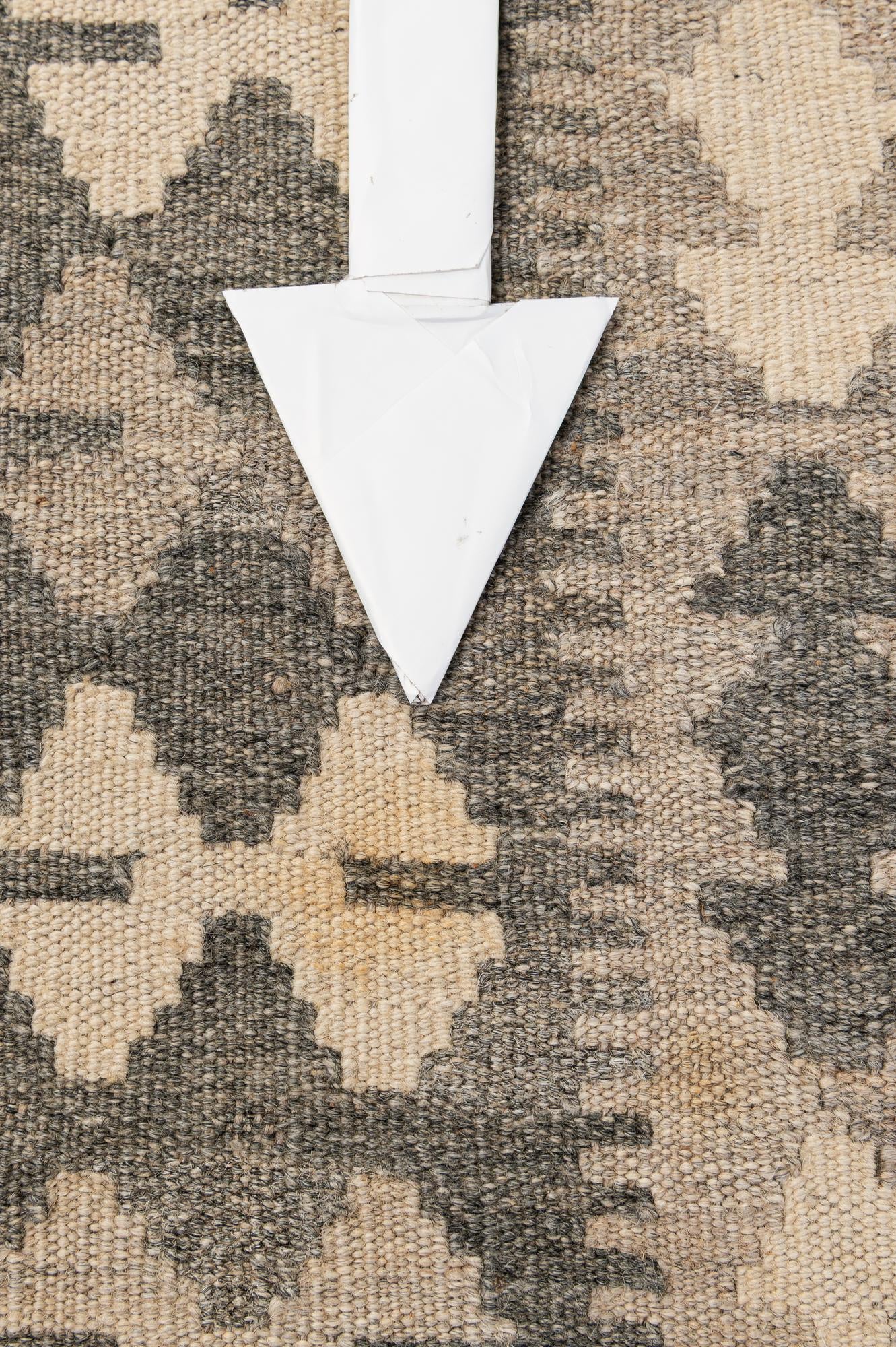 6' 8 x 9' 10 Hand Woven Kilim Maymana Wool Rug