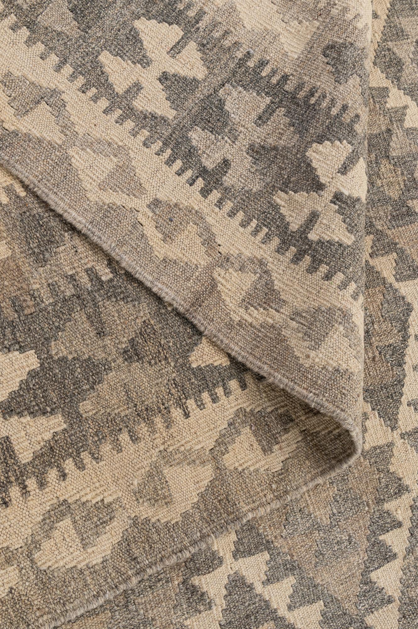 6' 8 x 9' 10 Hand Woven Kilim Maymana Wool Rug