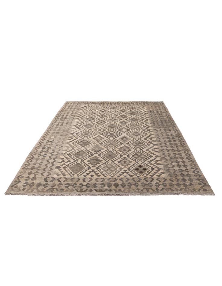 Detail image of 6' 8 x 9' 8 Hand Woven Kilim Maymana Wool Rug