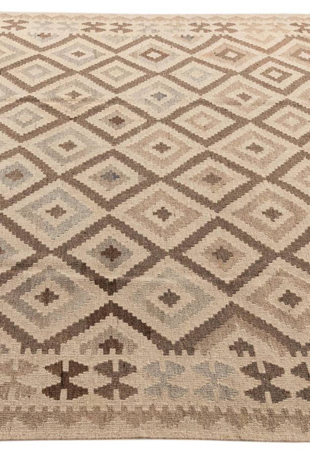 Detail image of 7' 3 x 9' 7 Hand Woven Kilim Maymana Wool Rug