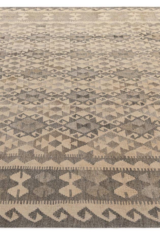 Detail image of 7' 3 x 9' 8 Hand Woven Kilim Maymana Wool Rug
