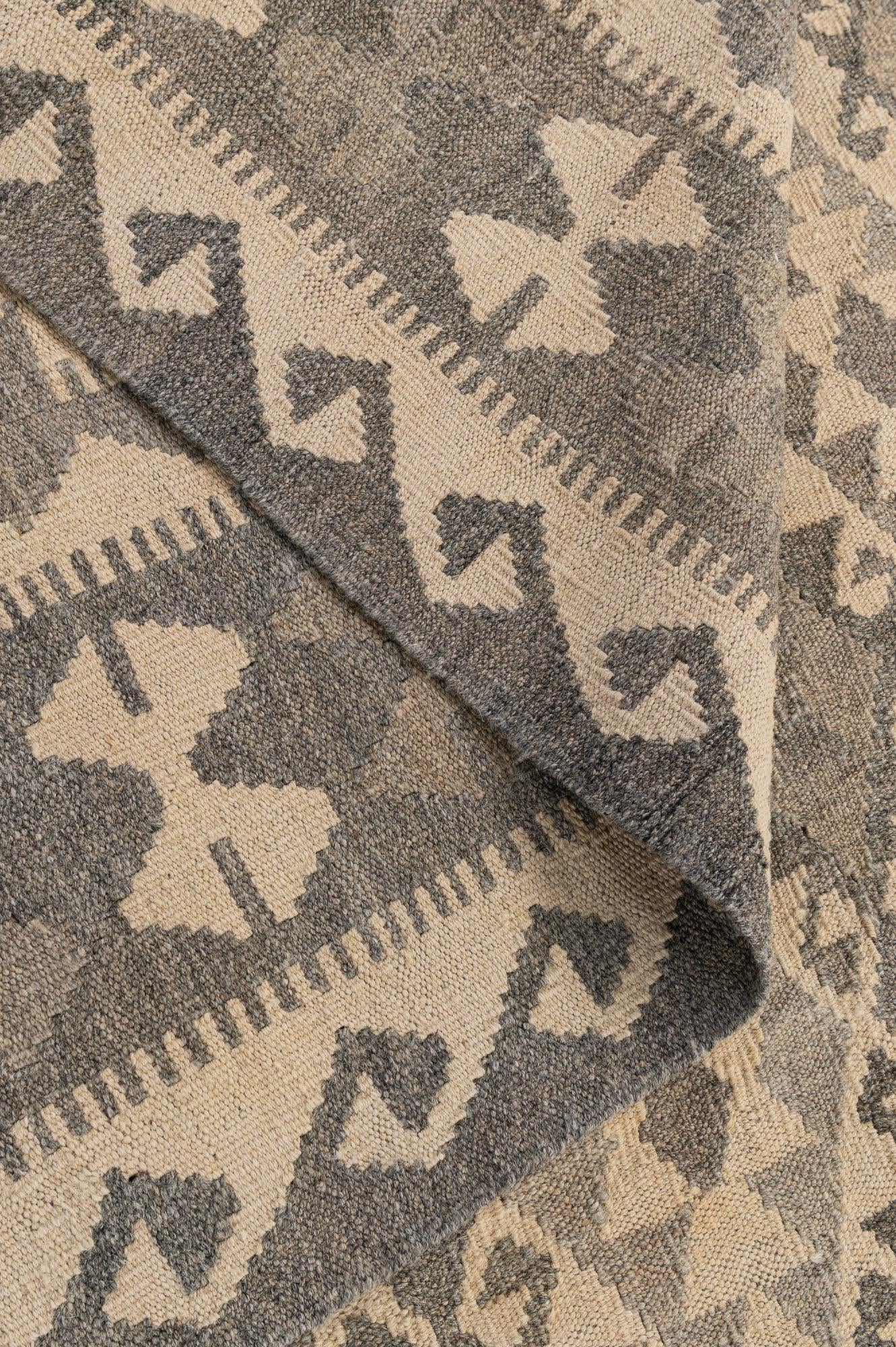 7' 3 x 9' 8 Hand Woven Kilim Maymana Wool Rug