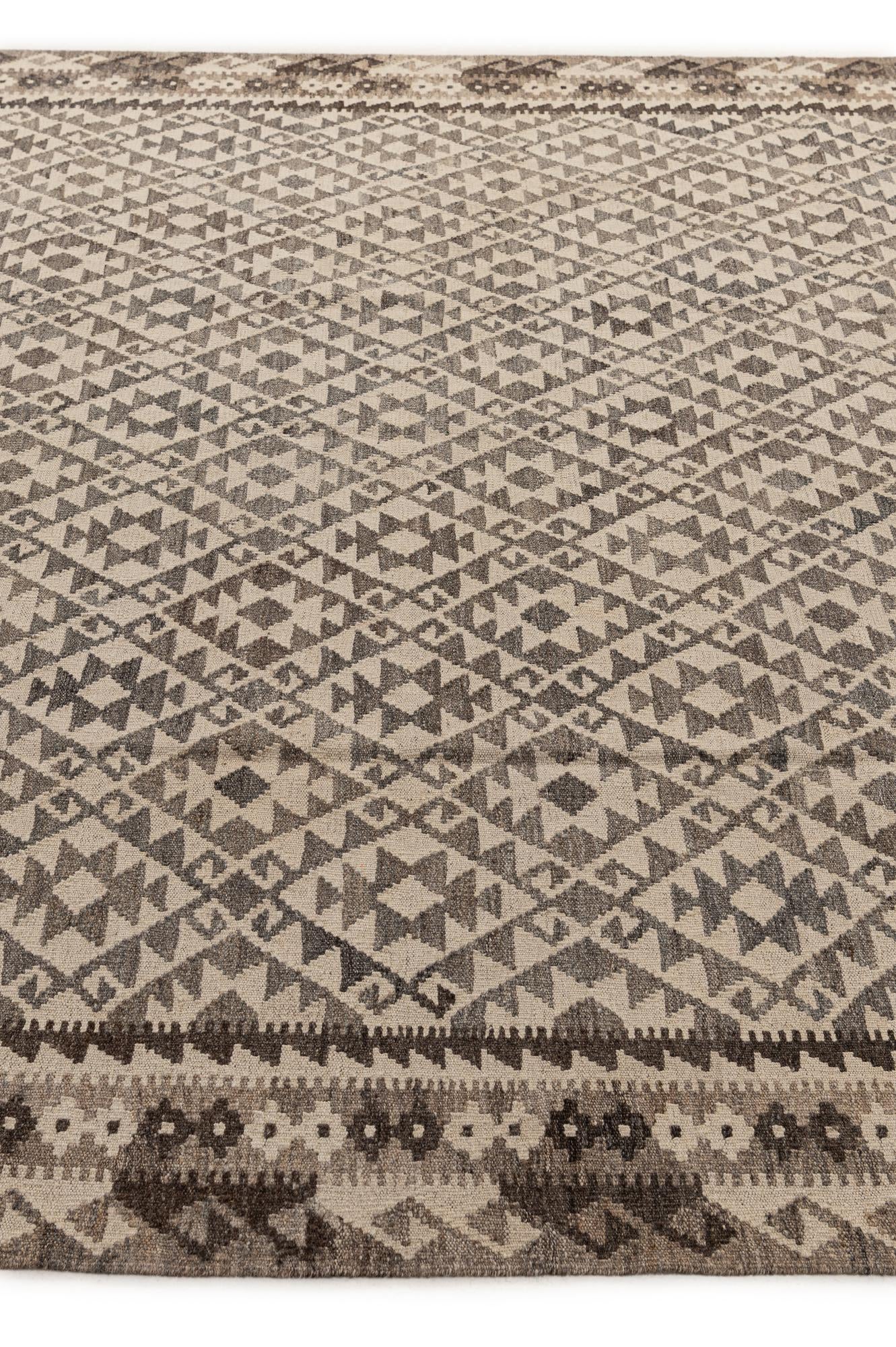 6' 11 x 9' 11 Hand Woven Kilim Maymana Wool Rug