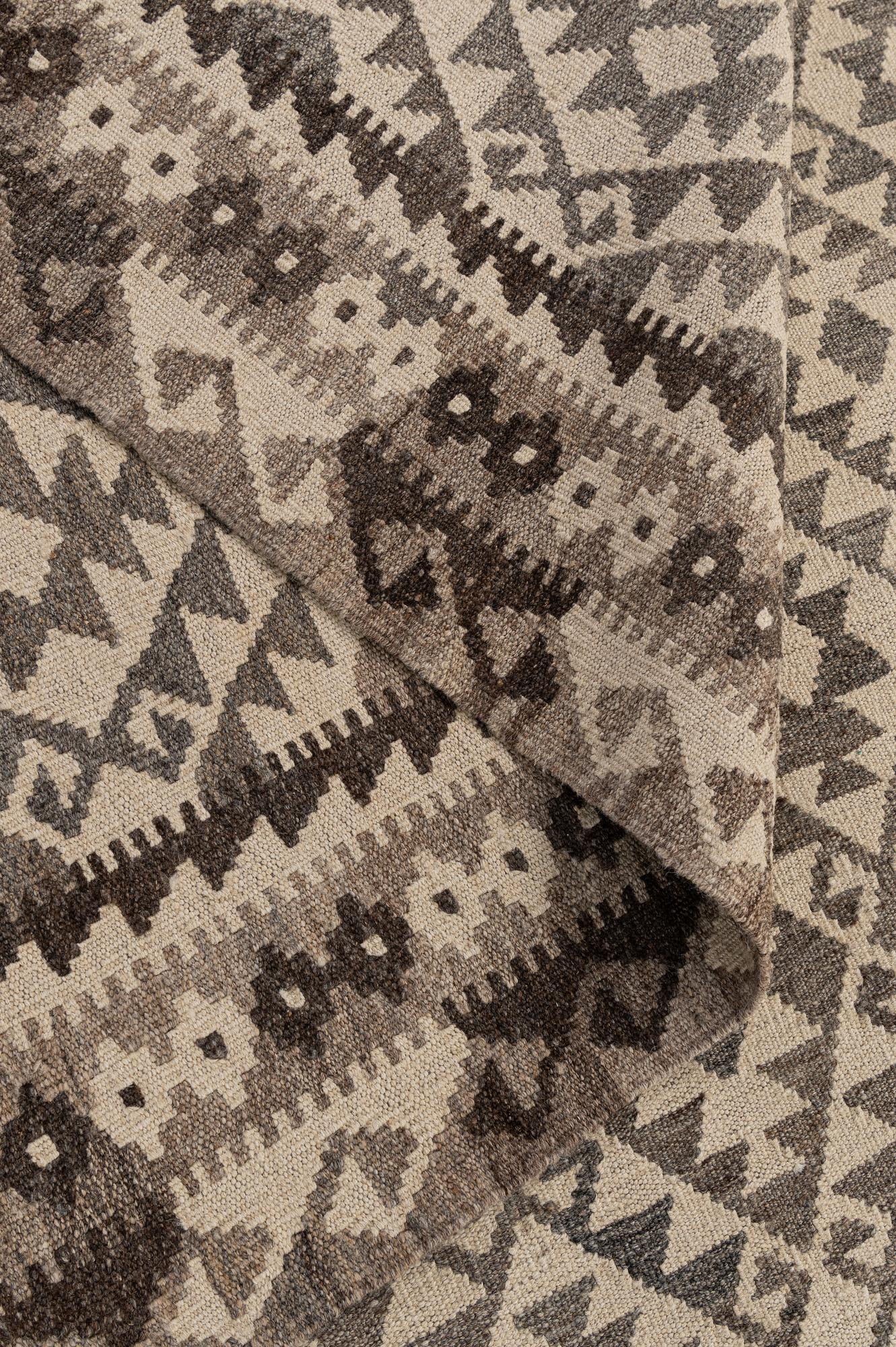 6' 11 x 9' 11 Hand Woven Kilim Maymana Wool Rug