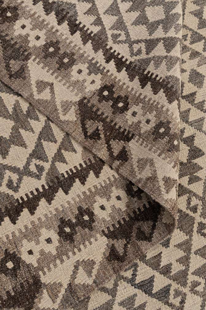 6' 11 x 9' 11 Hand Woven Kilim Maymana Wool Rug
