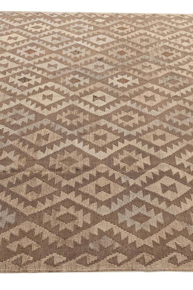 Detail image of 6' 10 x 10' 1 Hand Woven Kilim Maymana Wool Rug