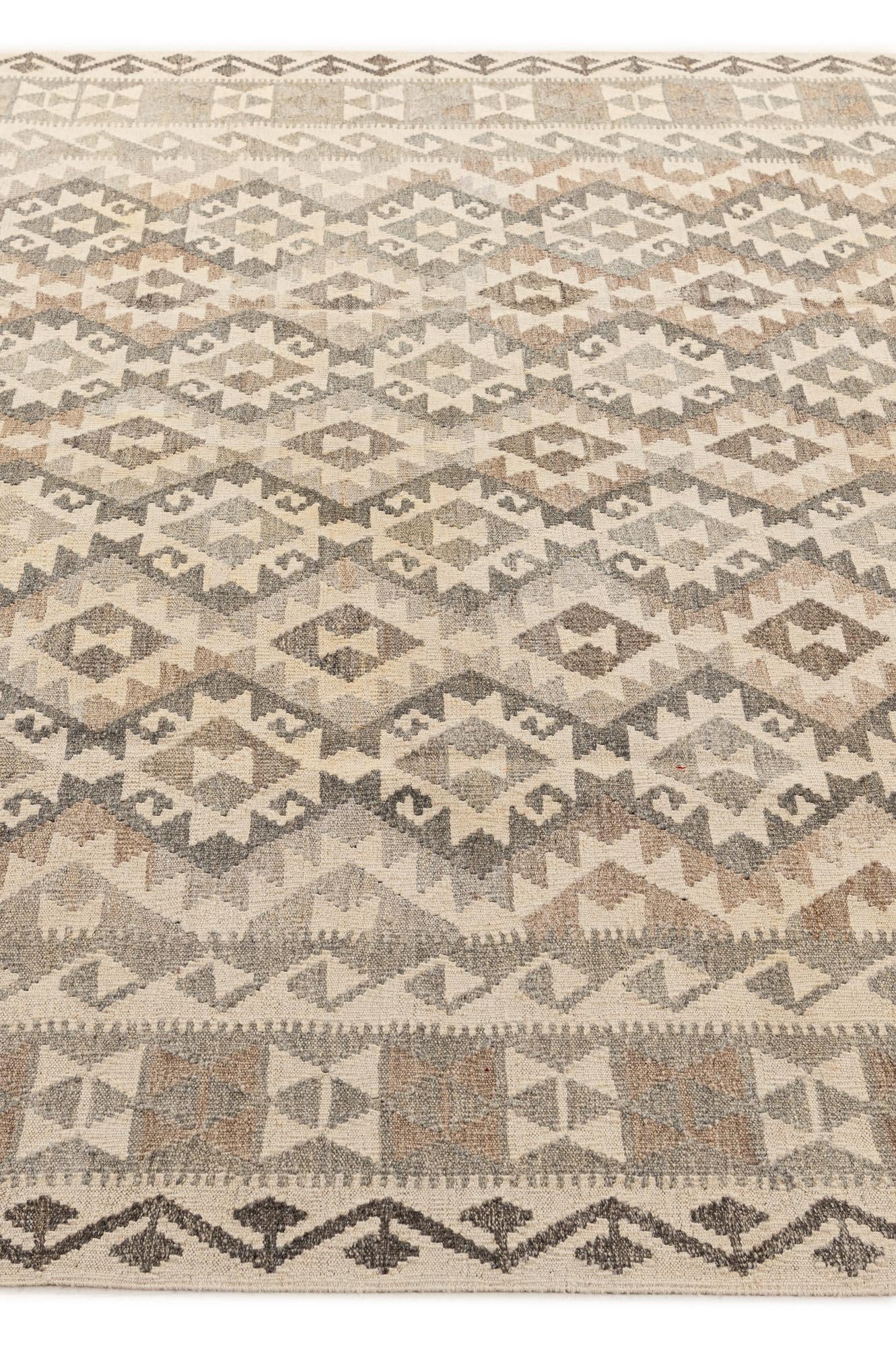 6' 11 x 9' 11 Hand Woven Kilim Maymana Wool Rug