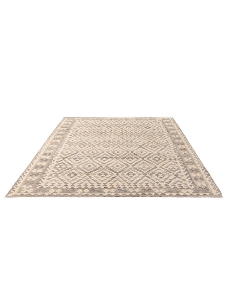 Detail image of 6' 10 x 9' 10 Hand Woven Kilim Maymana Wool Rug