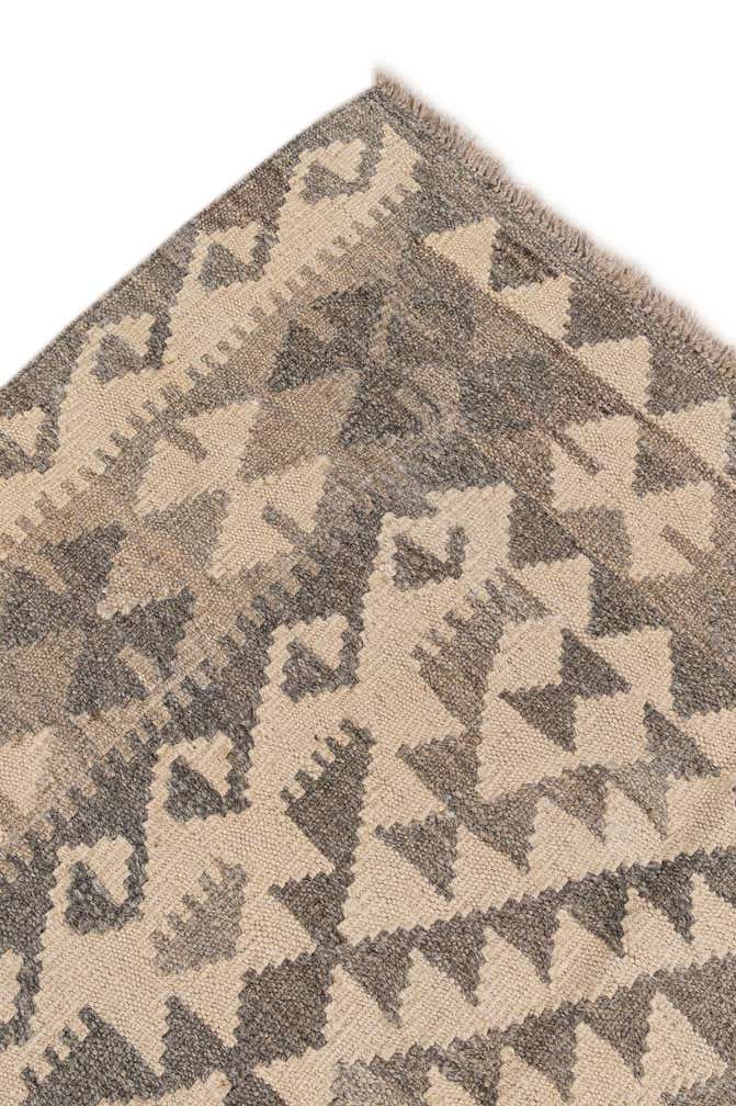 6' 10 x 9' 10 Hand Woven Kilim Maymana Wool Rug